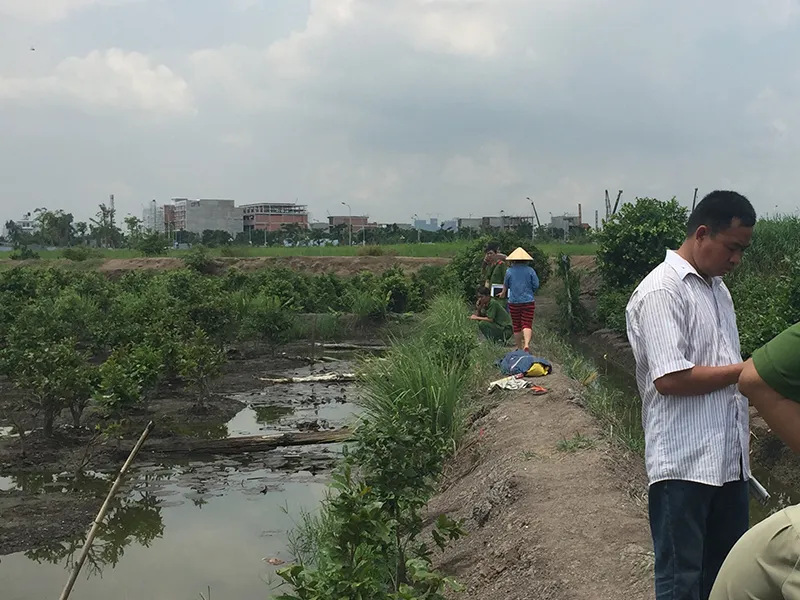 Cụ ông được phát hiện tử vong bên cạnh mương nước 